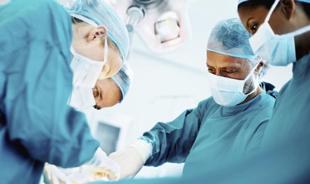 Γίνεται χειρουργική επέμβαση για τη μεγέθυνση του πέους